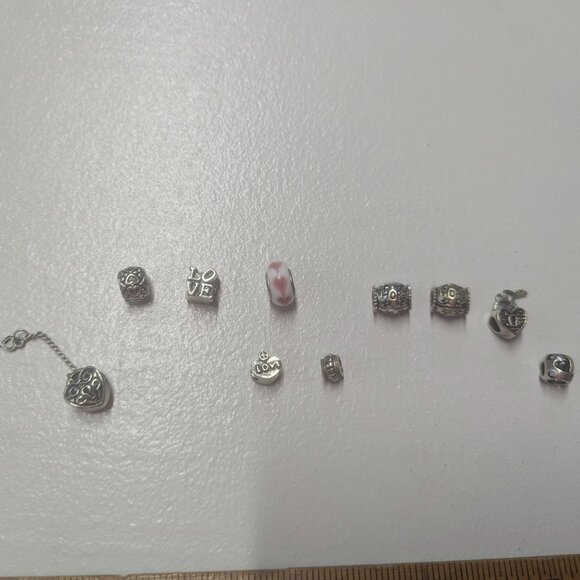 Pandora Bracelets (Small) and Charms in Sterling Silver - Picture 13 of 16